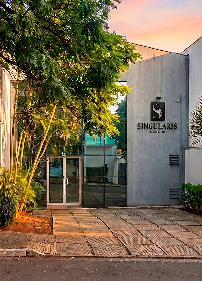 Fachada do Laboratório Singularis em Maringá